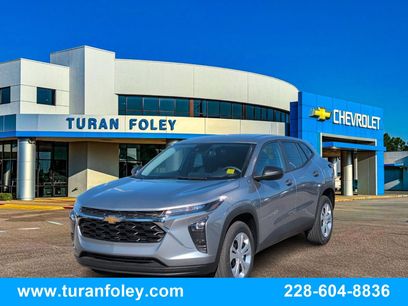 New 2026 Chevrolet Trax LS w/ Driver Confidence Package