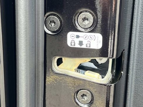 Used 2021 Ford F150 XLT w/ Equipment Group 302A High image 13