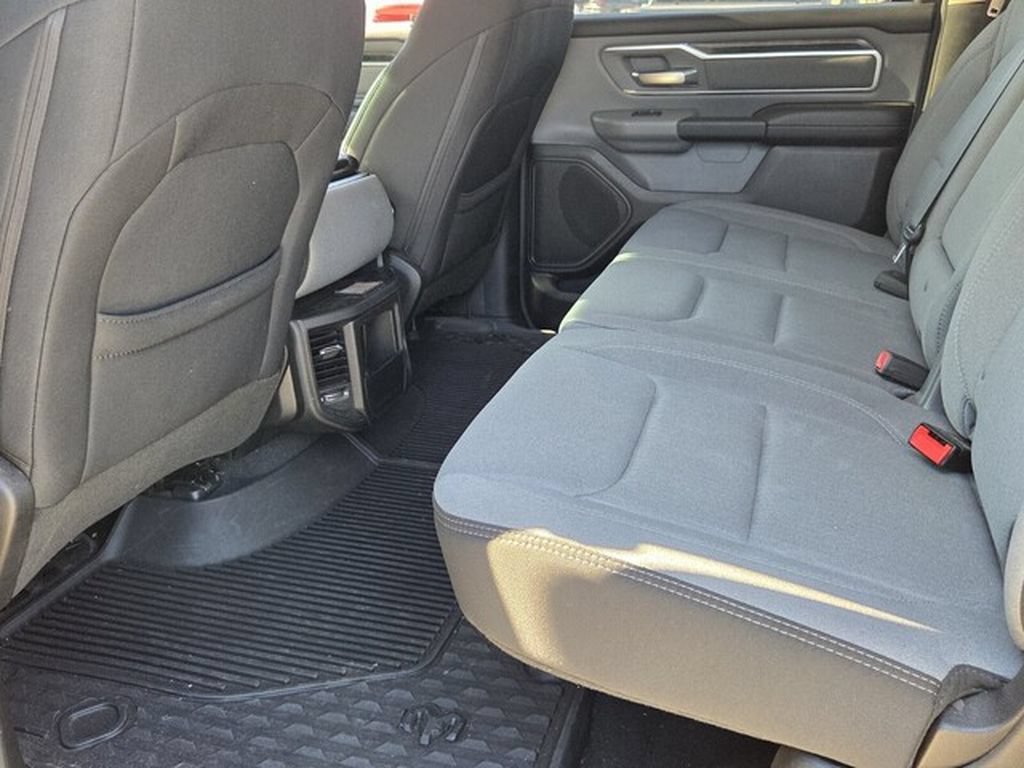 Used 2019 RAM 1500 Big Horn AWD/4WD image 4