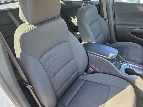 Used 2023 Chevrolet Malibu RS image 28