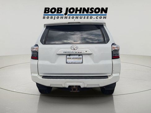 Used 2018 Toyota 4Runner SR5 Premium AWD/4WD image 3