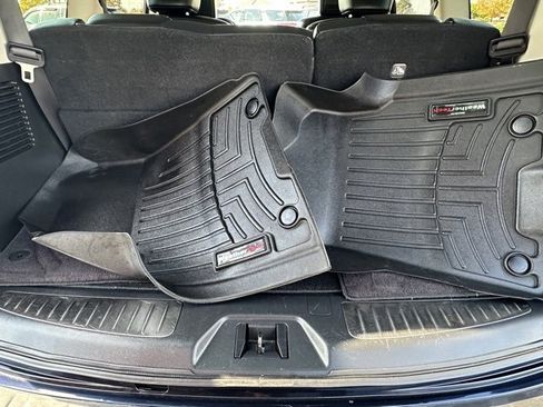 Used 2020 Nissan Armada Platinum w/ Captain's Chairs Package image 18