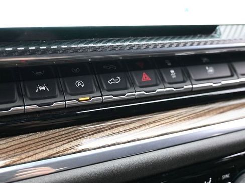 Used 2023 Chevrolet Silverado 1500 RST image 22