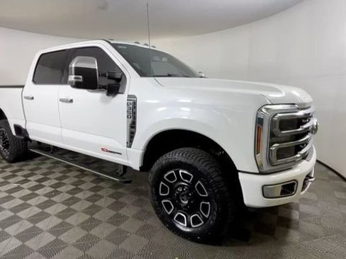 Used 2024 Ford F350 Platinum AWD/4WD image 2