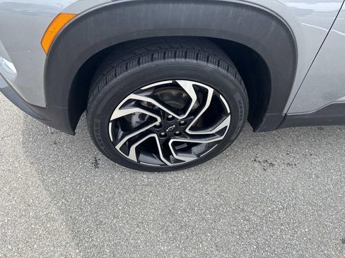 Used 2024 Chevrolet TrailBlazer RS image 14