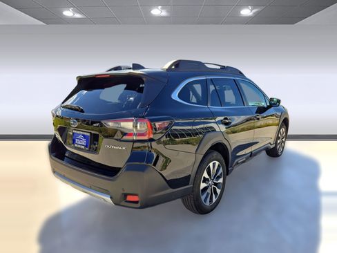 Used 2024 Subaru Outback Limited image 7