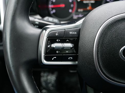 Certified 2021 Kia Sorento S w/ Panoramic Sunroof Package image 31