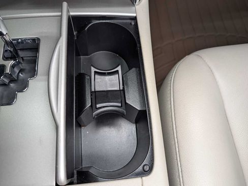 Used 2011 Toyota Camry LE w/ LE Extra-Value Pkg FWD image 26