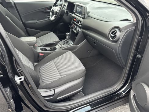 Used 2019 Hyundai Kona SEL image 18