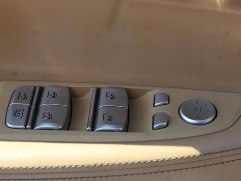 Used 2016 BMW 750i xDrive AWD/4WD image 20