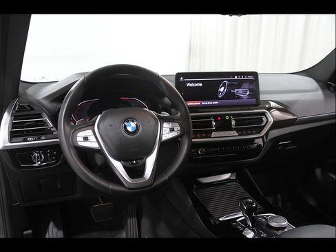 Used 2023 BMW X3 xDrive30i w/ Premium Package AWD/4WD image 6