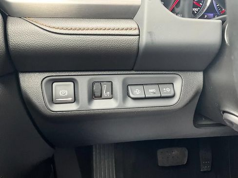 Used 2023 GMC Acadia AT4 w/ Technology Package AWD/4WD image 19