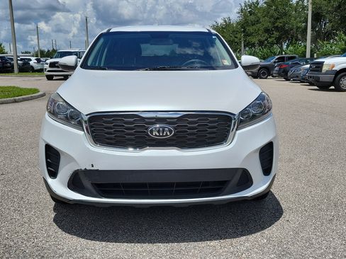 Used 2019 Kia Sorento AWD image 2