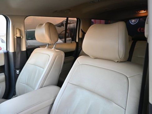 Used 2013 Ford Flex SEL image 21