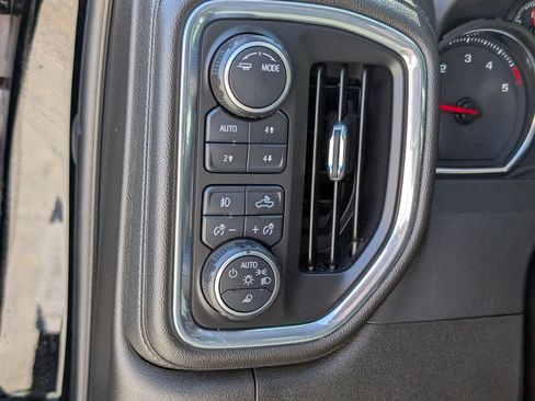 Used 2023 Chevrolet Silverado 3500 LTZ AWD/4WD image 22
