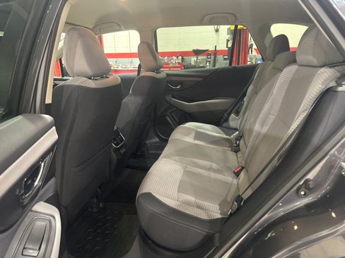 Used 2022 Subaru Outback Premium AWD/4WD image 40