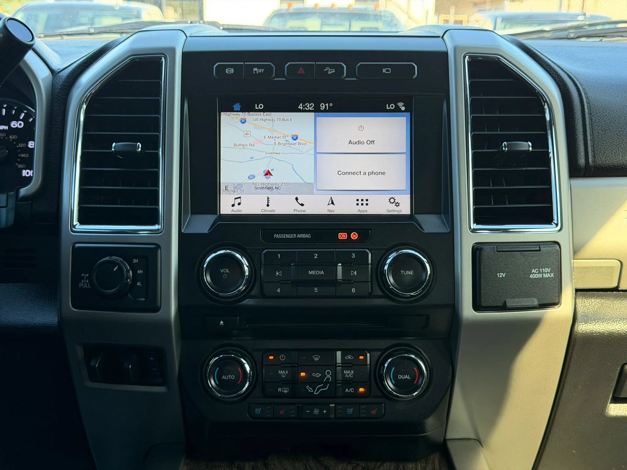 Used 2018 Ford F250 Lariat w/ Chrome Package AWD/4WD image 29