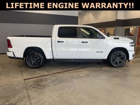 New 2026 RAM 1500 Big Horn AWD/4WD image 9