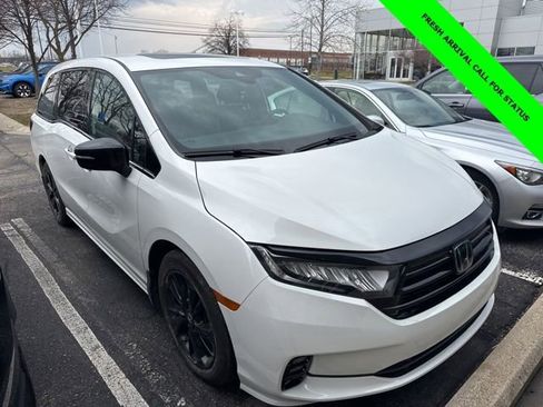 Used 2023 Honda Odyssey Sport image 6