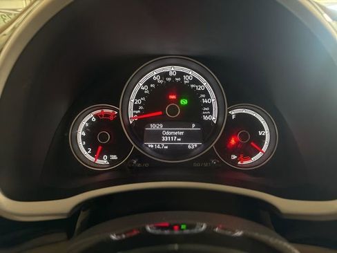 Used 2019 Volkswagen Beetle 2.0T SE image 7