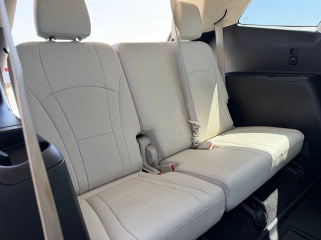 Used 2022 Buick Enclave Essence w/ LPO, Floor Liner Package FWD image 12