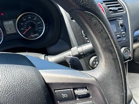 Used 2014 Subaru Crosstrek 2.0i Premium AWD/4WD image 23