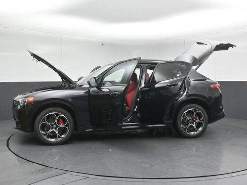 New 2025 Alfa Romeo Stelvio Sprint w/ Veloce Package image 54