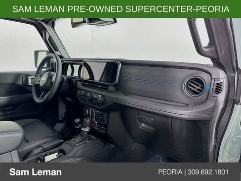 Used 2024 Jeep Wrangler Unlimited Rubicon 4xe image 28