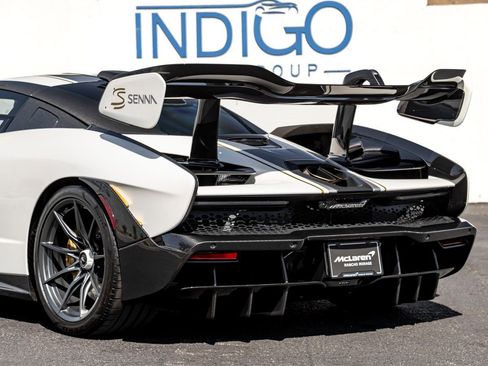 Used 2019 McLaren Senna RWD image 16
