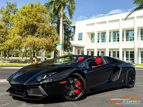 Used 2016 Lamborghini Aventador LP 700-4 image 11