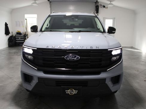 New 2026 Ford Expedition Active image 54