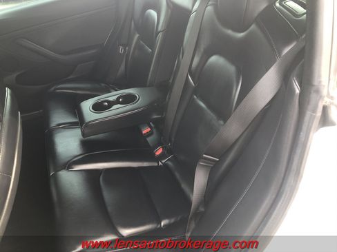 Used 2021 Tesla Model 3 Standard Range Plus image 16