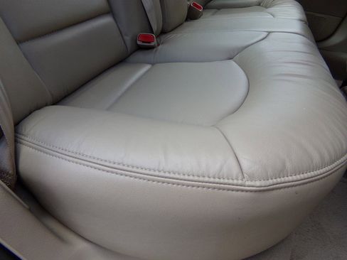 Used 2001 Lincoln Continental image 44