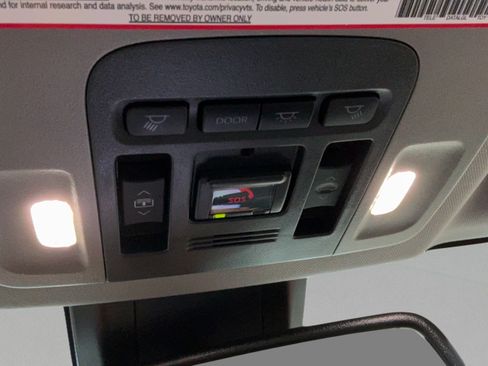Used 2024 Toyota Camry XLE FWD image 13