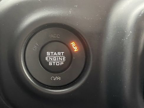 Used 2022 Jeep Gladiator Sport w/ Trailer Tow Package image 29