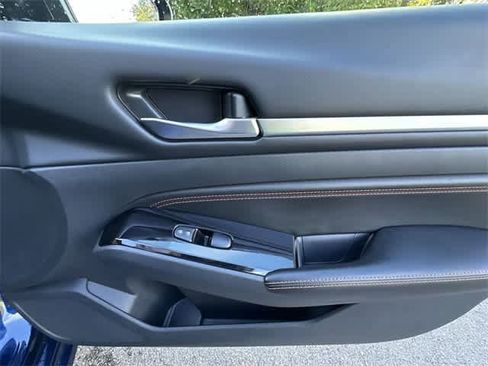 Used 2023 Nissan Altima 2.5 SR image 19