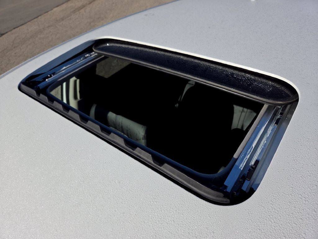 New 2027 Honda HR-V EX-L image 3