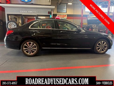 Used 2017 Mercedes-Benz C 300 4MATIC Sedan image 1