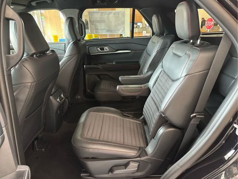 New 2026 Ford Explorer ST-Line AWD/4WD image 24