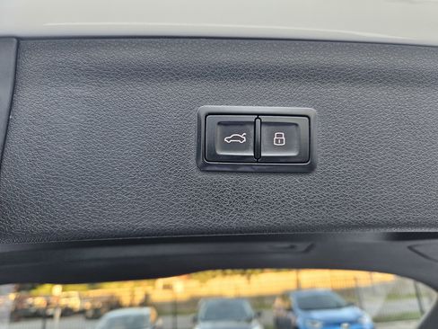 Used 2016 Audi Q3 2.0T Premium Plus image 22