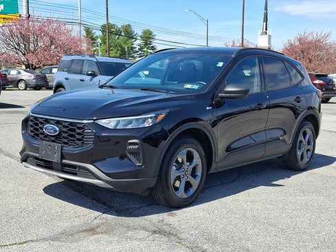 Used 2025 Ford Escape ST-Line AWD/4WD image 3