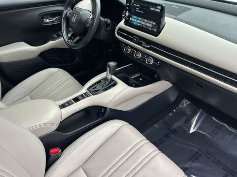 Used 2024 Honda HR-V EX-L image 16