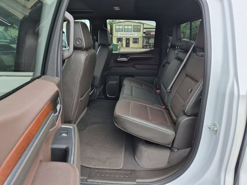 Certified 2024 GMC Sierra 1500 Denali w/ Denali Reserve Package AWD/4WD image 25