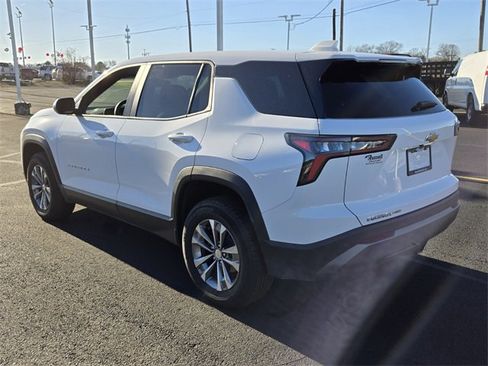 Used 2025 Chevrolet Equinox LT image 5