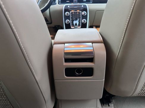 Used 2016 Volvo XC70 T5 Premier image 23