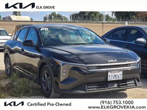 Certified 2025 Kia K4 FWD image 1
