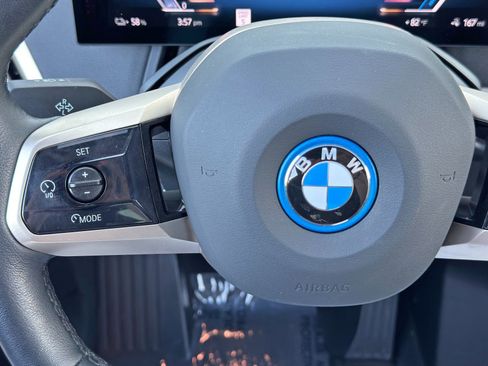 Used 2022 BMW iX xDrive50 w/ Sport Package image 23