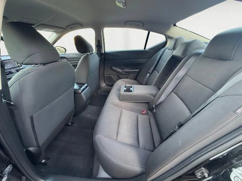 Used 2023 Nissan Altima 2.5 S FWD image 13