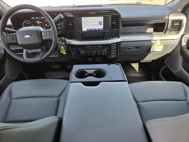 New 2027 Ford F250 XL w/ F-250 >10K GVWR Package AWD/4WD image 9