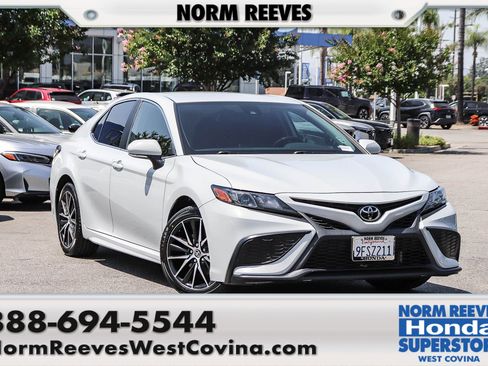 Used 2023 Toyota Camry SE w/ Protection Package (Q2) (TMS) FWD image 1